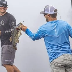 Huk Next Level 10.5" Shorts -AFTCO Shop E4A8034rt scaled