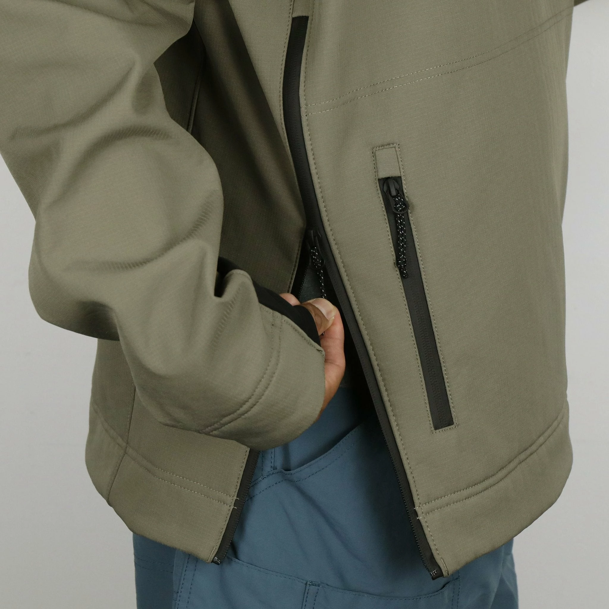 AFTCO Reaper 3-Layer Windproof Softshell Jacket 9 AFTCO Reaper 3-Layer Windproof Softshell Jacket - Image 7